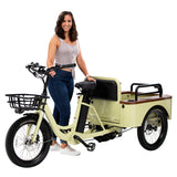 Conductor Plus Rickshaw